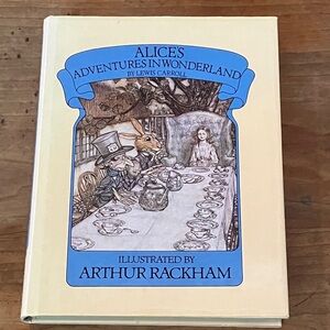 Alice's Adventures in Wonderland Illustrated Book rare vintage 1986 reprint